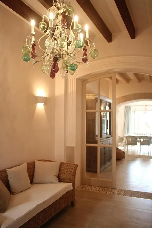 Living Casa Luna Santanyi Spain
